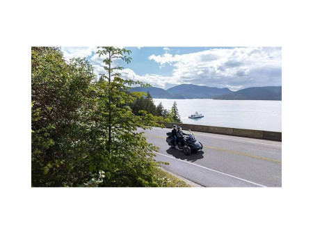 2025 Can-Am Spyder RT